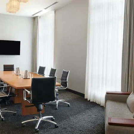 Residence Inn By Marriott Calgary Airport-3